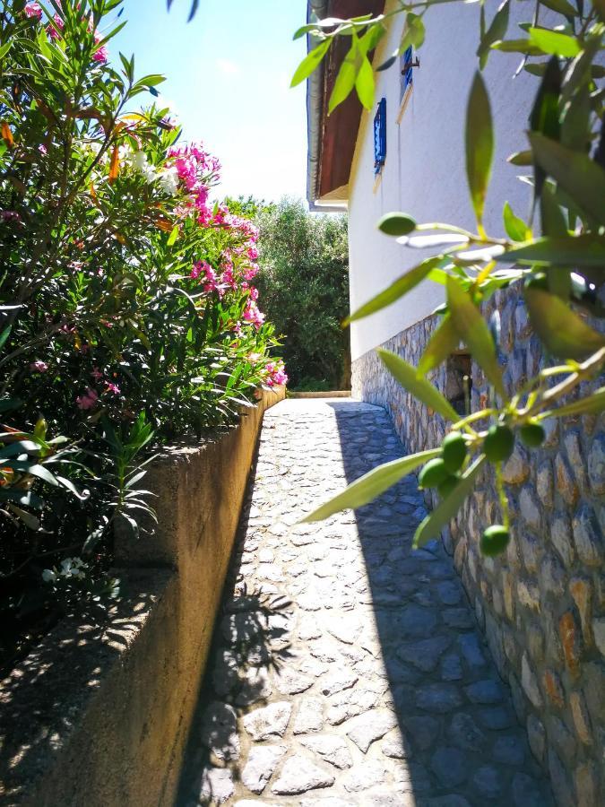 Ecohouse Oliveglia Villa Šilo Exterior foto